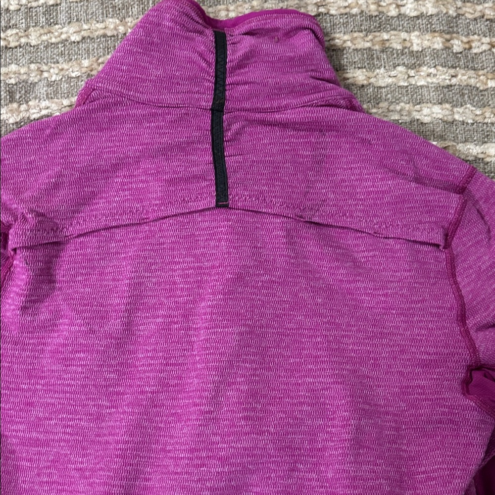 Lululemon Base Runner 1/2 Zip Raspberry Pique‎ Pink Rulu Athletic Top Size 10 - Picture 14 of 16